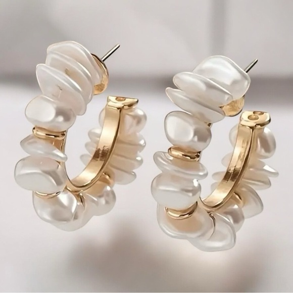 Aposhstyle Jewelry - Baroque Pearl Gold Hoop Huggie Earrings New